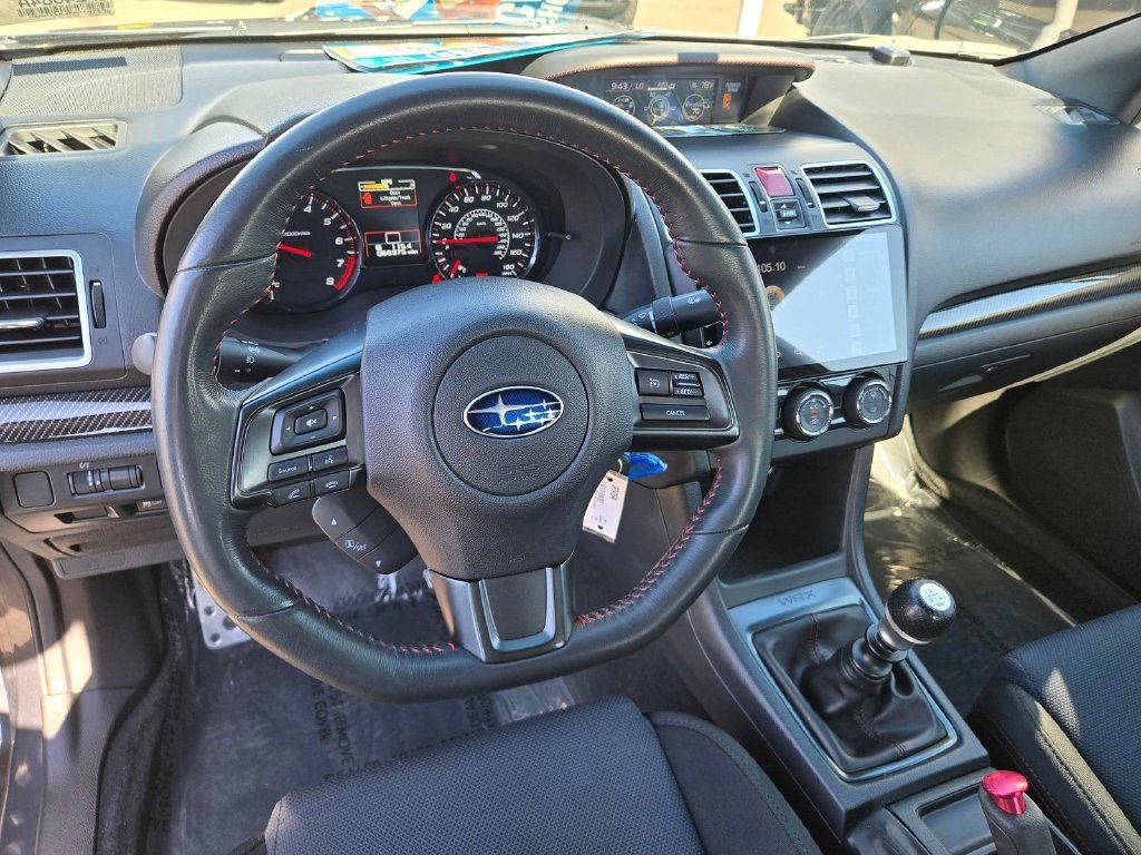 Used 2020 Gray Subaru Premium image 9