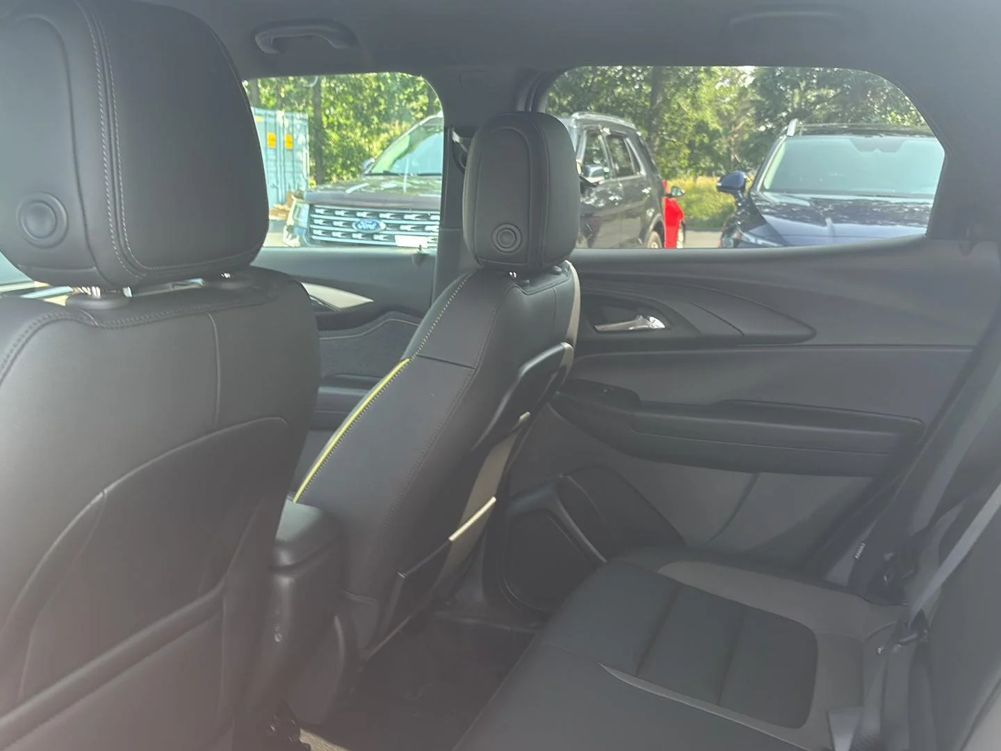 Used 2025 Sterling Gray Metallic Chevrolet ACTIV image 17