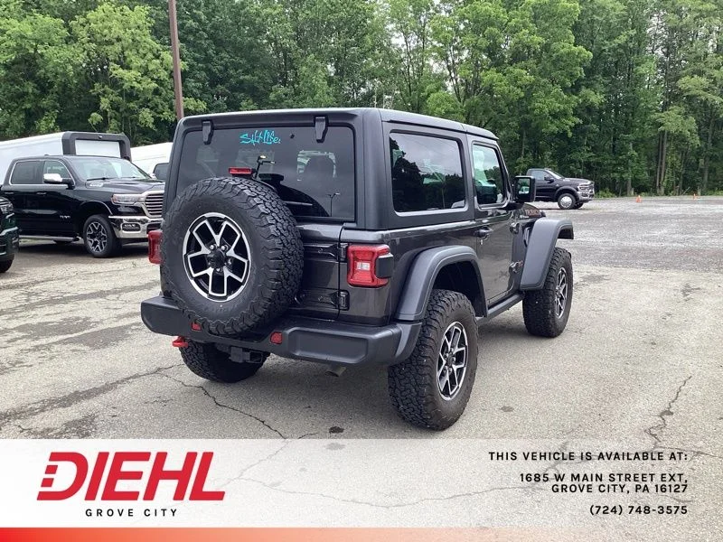 Used 2024 Gray Jeep Rubicon image 7