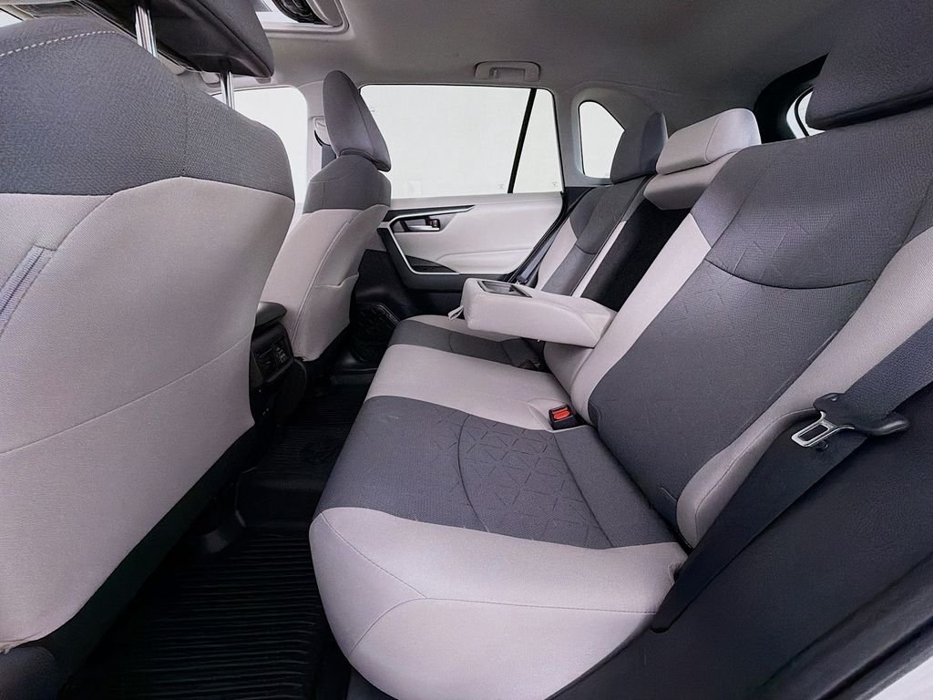 Used 2025 Ice Cap Toyota XLE image 23