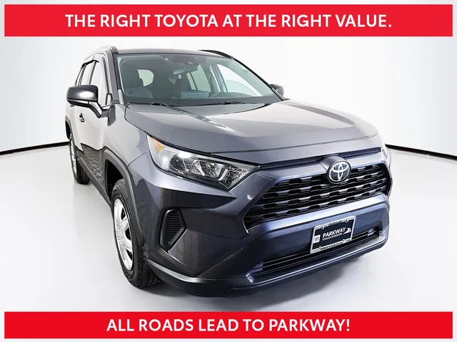 2019 Toyota RAV4 LE AWD photo