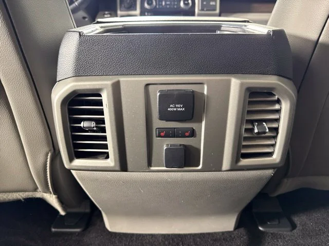Used 2016 White Ford Lariat image 13