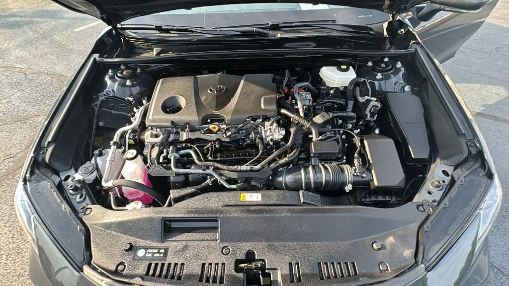 Used 2025  Toyota SE image 31