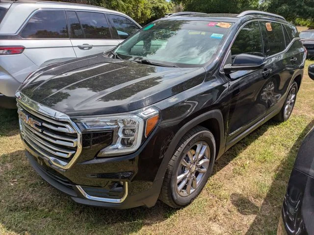 2022 GMC Terrain SLT FWD's photo