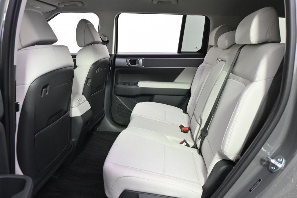 New 2026 Gray Hyundai SE image 21