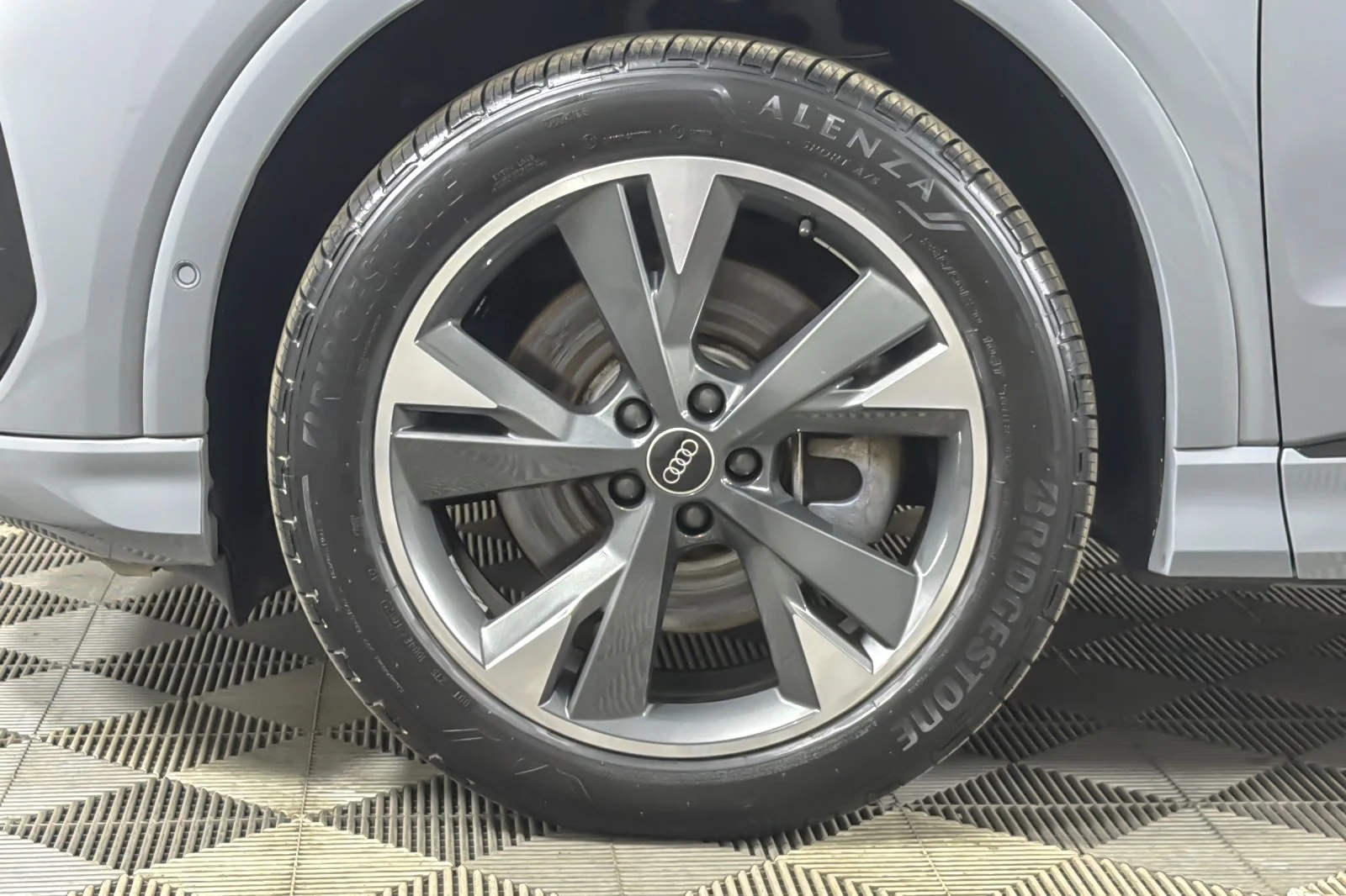 Used 2023 Pebble Gray Audi Premium Plus 50 quattro image 26