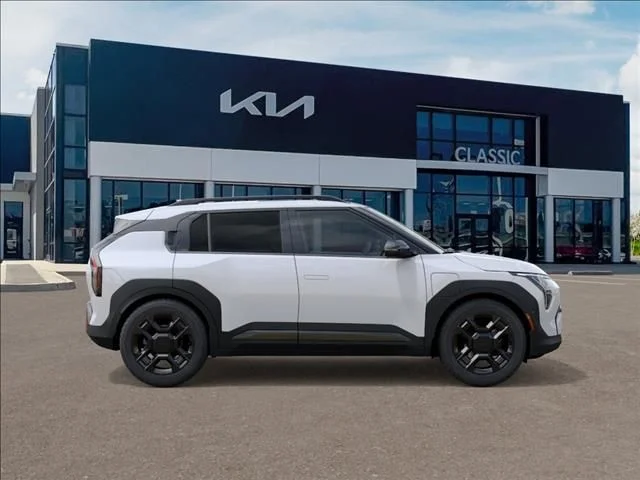 New 2027 White Kia  image 7