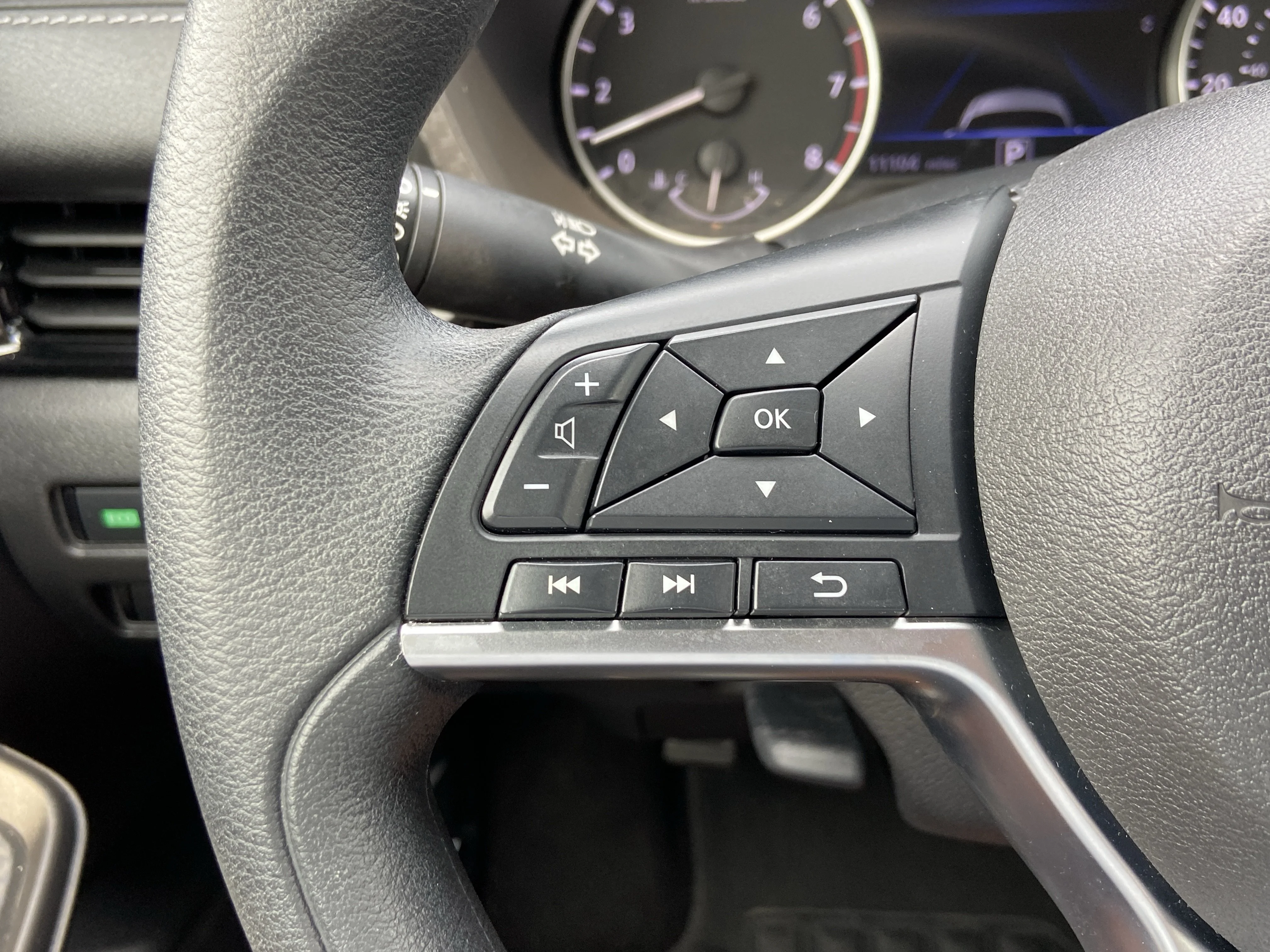 Used 2024 Atlantic Gray Metallic Nissan SV image 19
