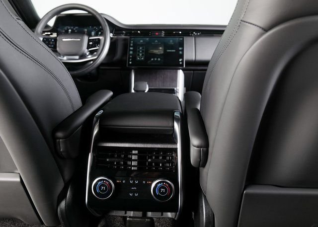 2025 Land Rover Range Rover SE - Photo 10