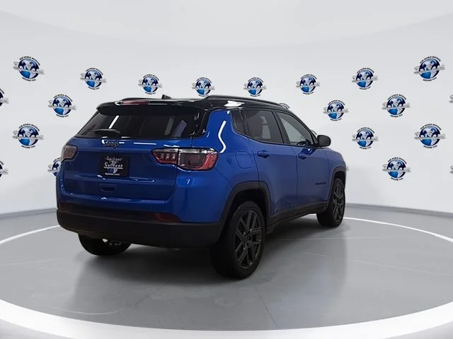 New 2026 Hydro Blue Pearl-Coat Exterior Paint Jeep Limited image 10