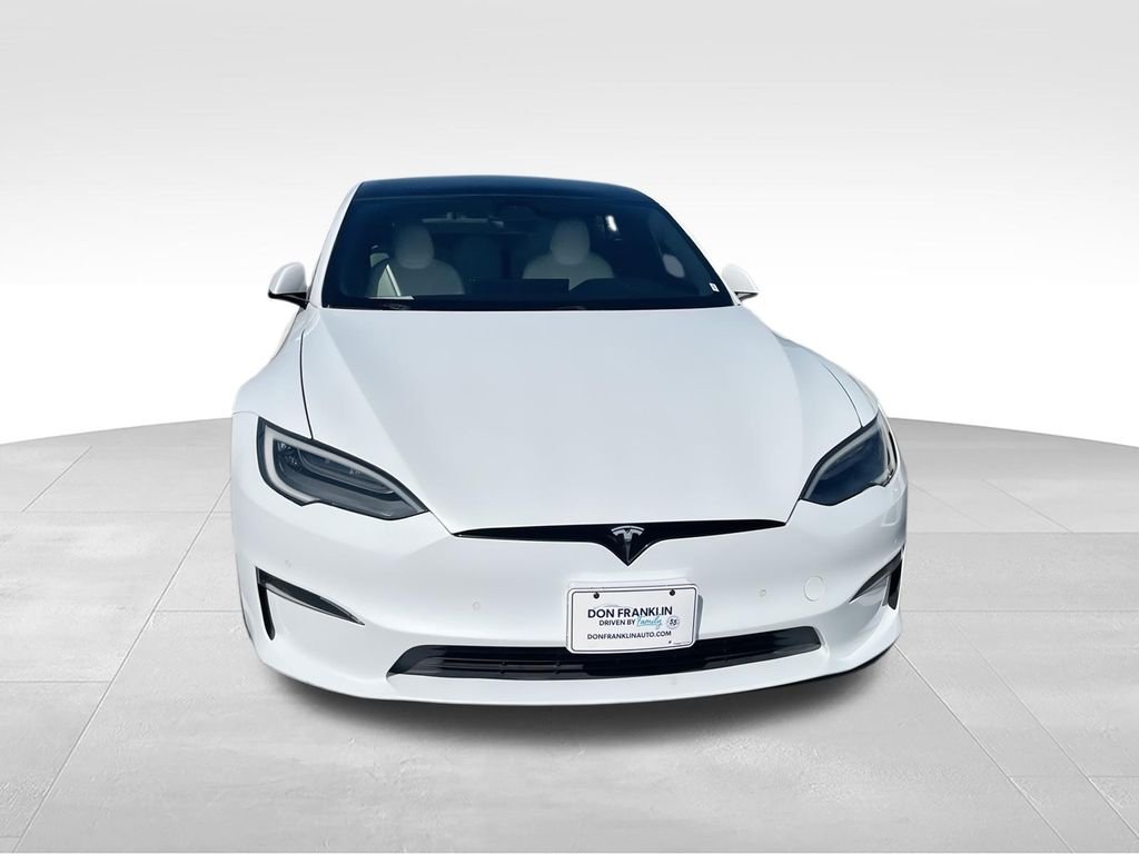 Used 2021 White Tesla Plaid image 3