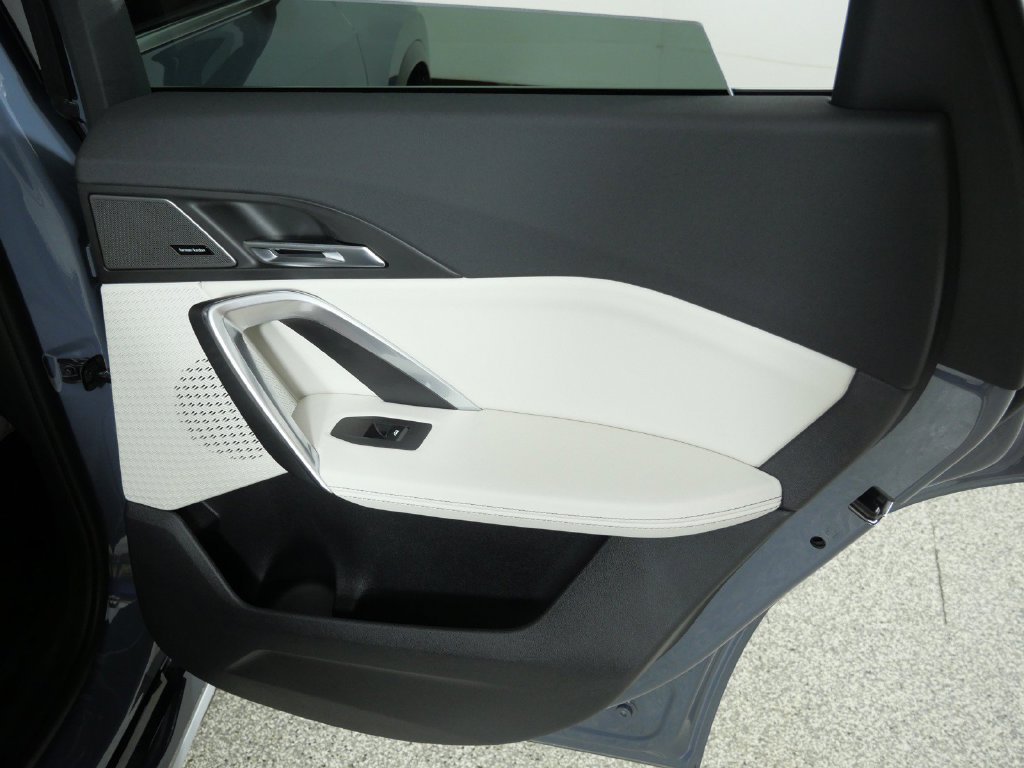New 2027 Storm Bay Metallic BMW xDrive28i image 23