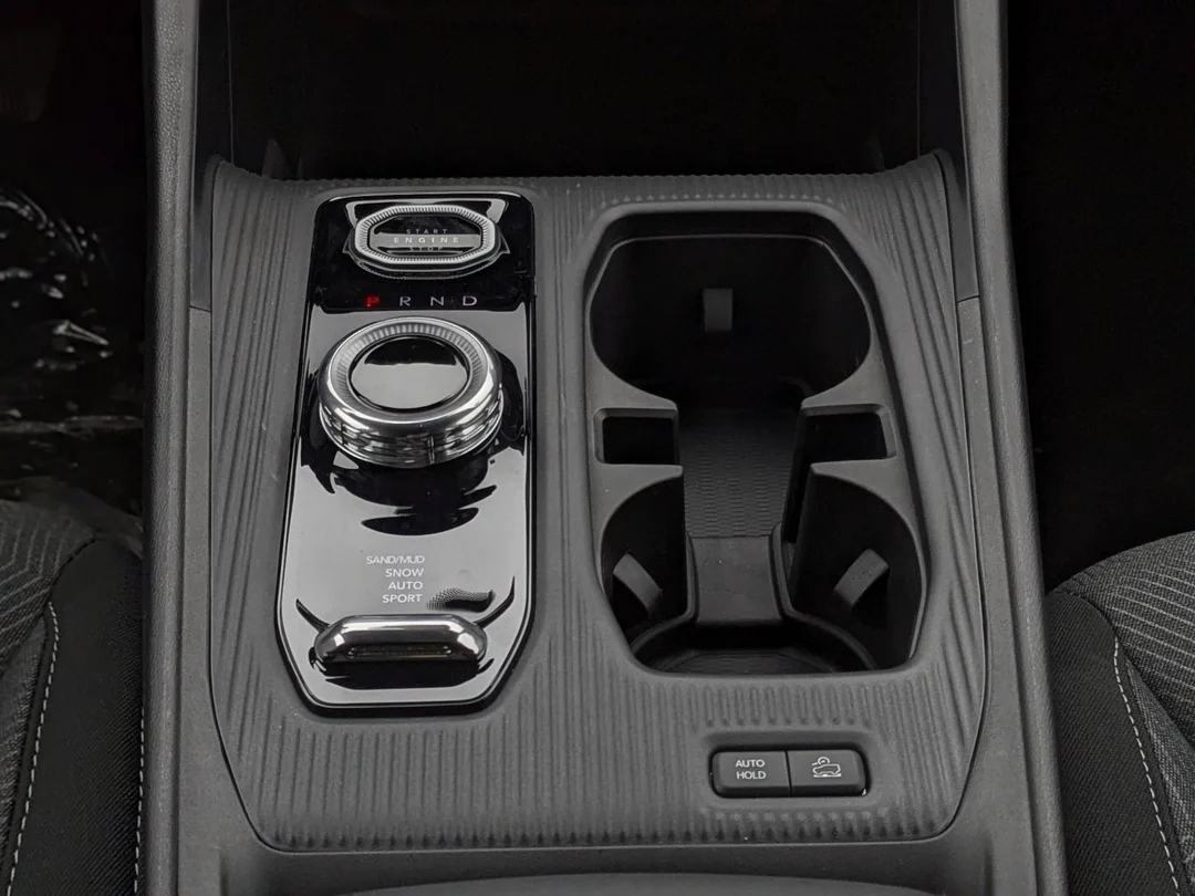 New 2026 Red Jeep Laredo - - 4x4 - 1.6L Turbo Hybrid - 12.3 Uconnect 5 Display - Selec-Terrain System & More! image 25