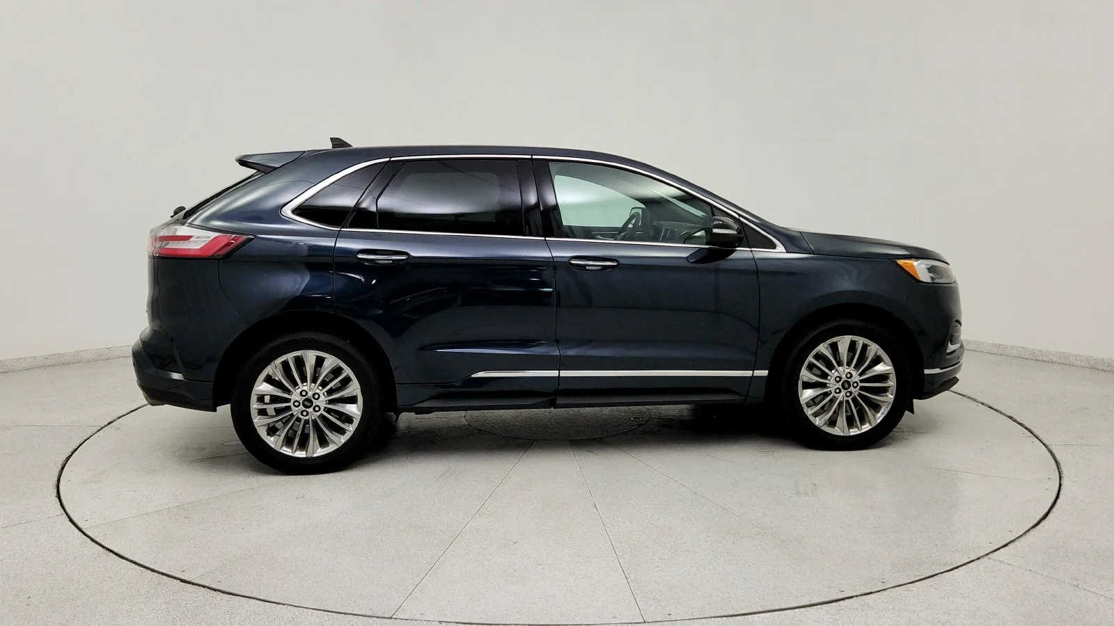 Used 2024 Blue Ford Titanium image 8