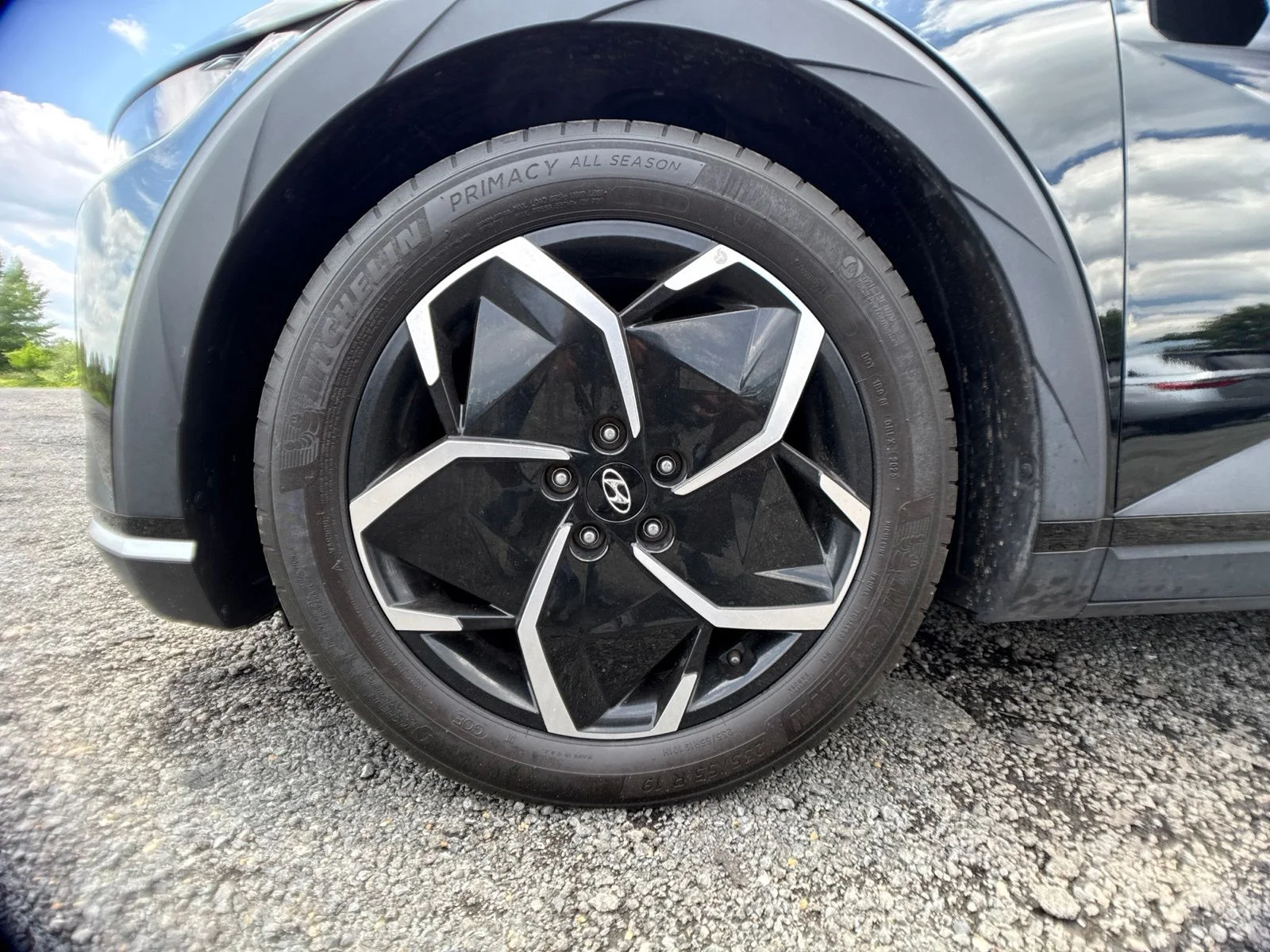 Used 2024 Black Hyundai SEL image 26