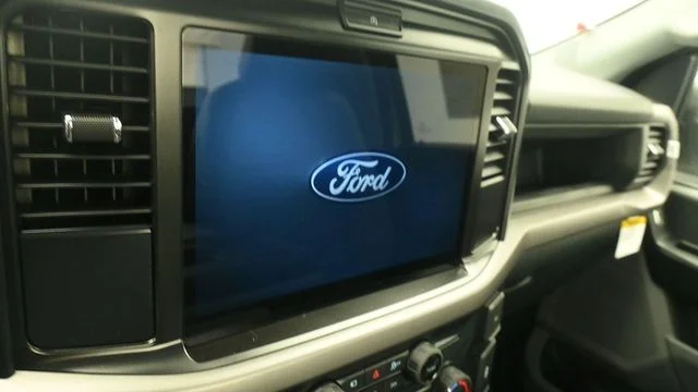 New 2026 Oxford White Ford XL image 13