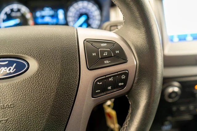 Used 2023 Black Ford XLT image 19
