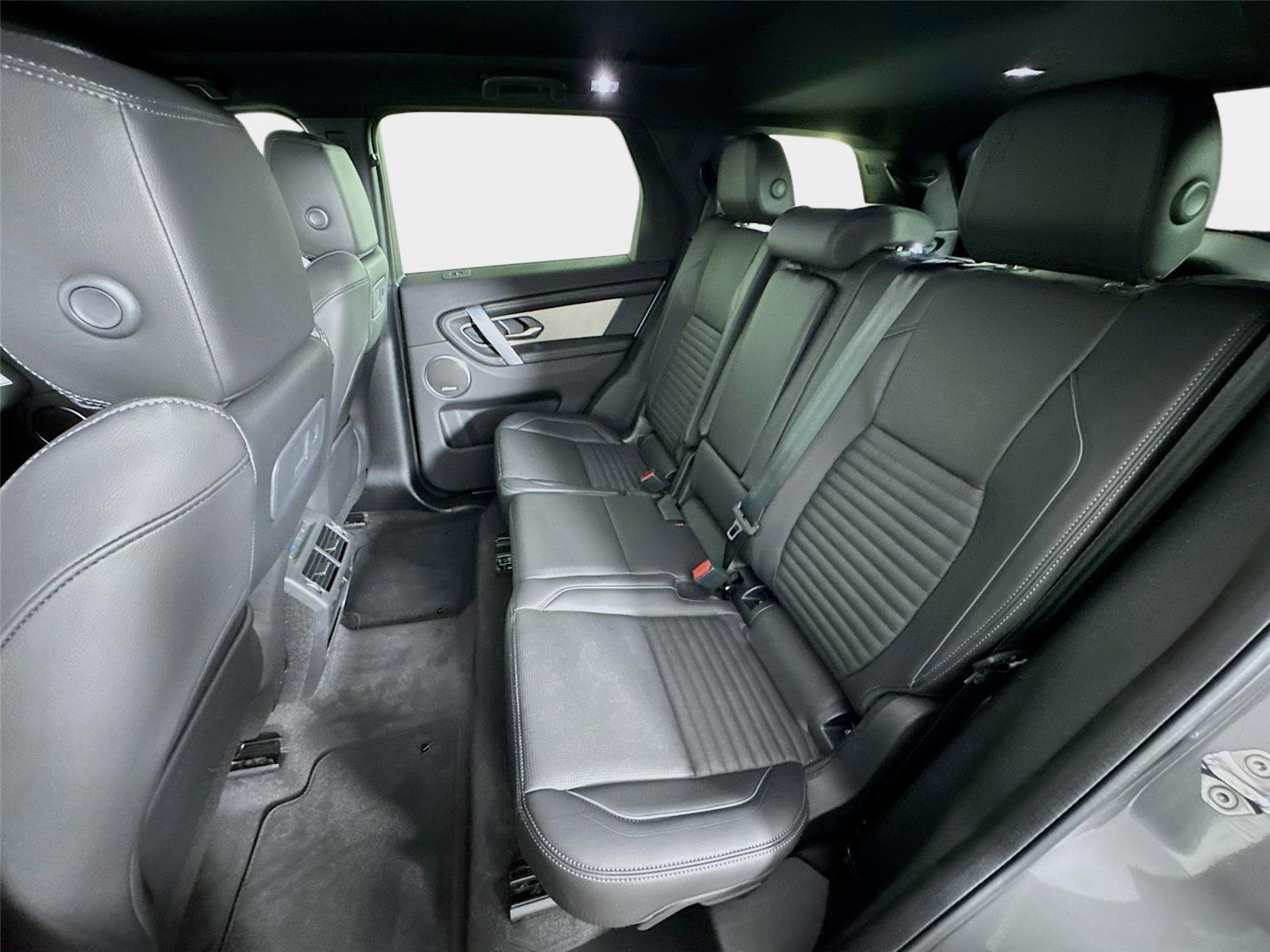 Used 2026 Gray Land Rover Landmark image 24