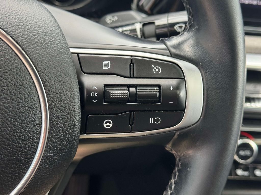 Used 2024 Gray Kia EX image 21