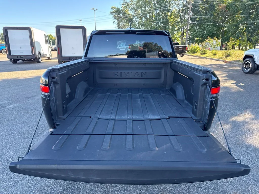 Used 2022 Black RIVIAN Adventure Package image 33