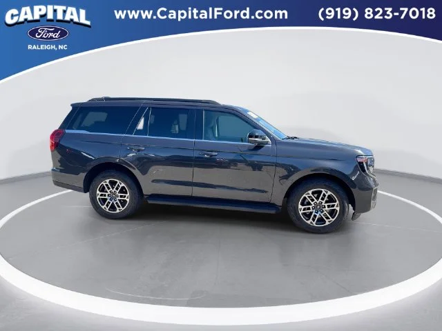 Used 2025 Gray Ford Active image 9
