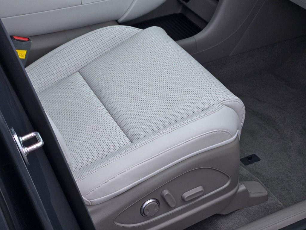 New 2026 Gray Pearl Hyundai SEL Premium 7P image 8