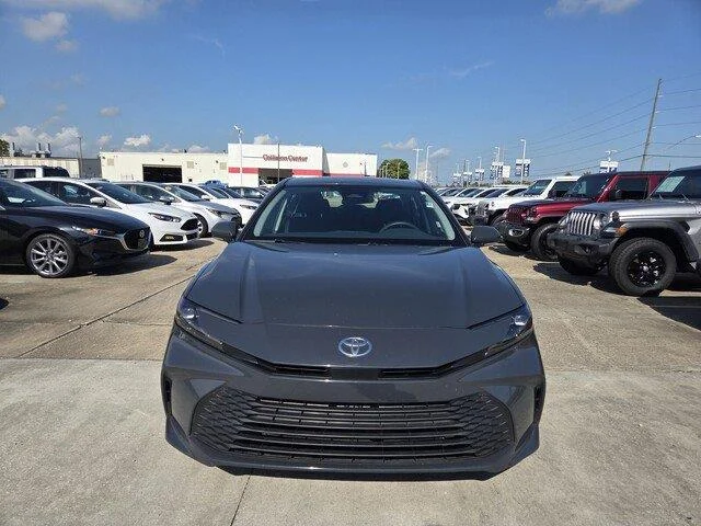 Used 2025 Midnight Black Metallic Toyota LE image 8