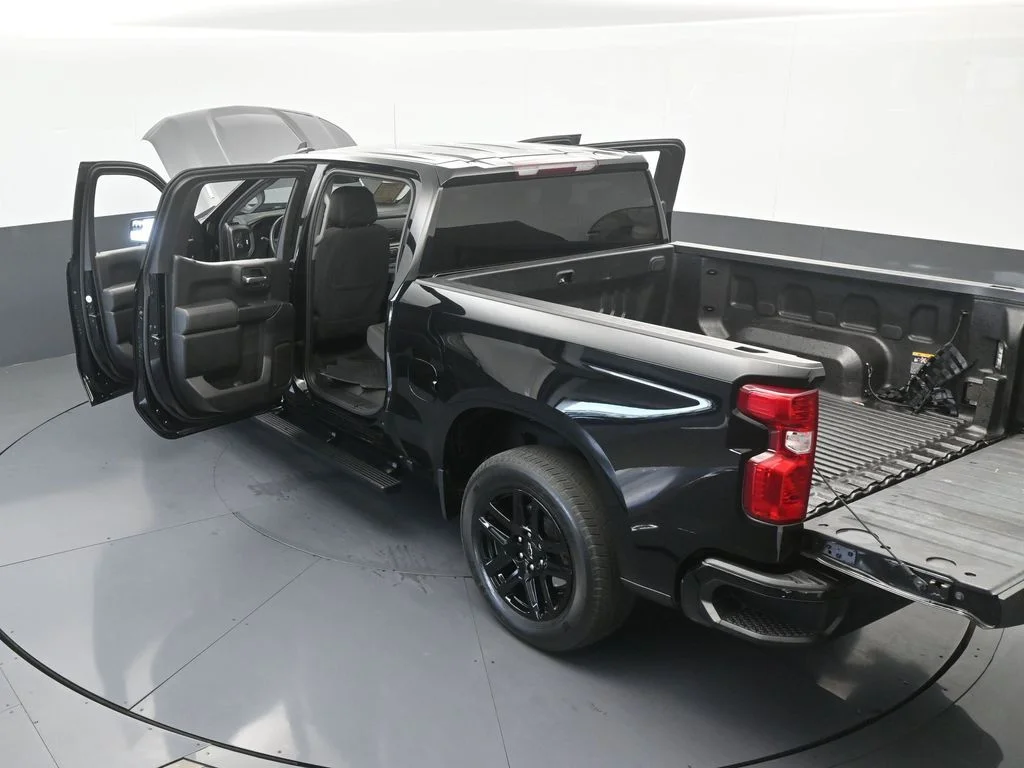 Used 2024 Black Chevrolet Custom image 61