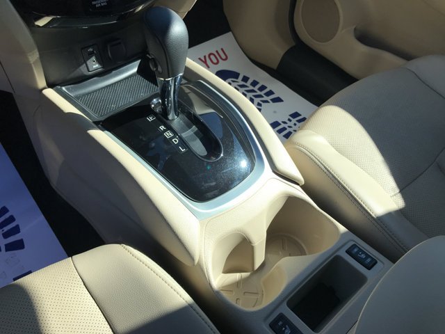 Used 2016 Midnight Jade Nissan SL image 20