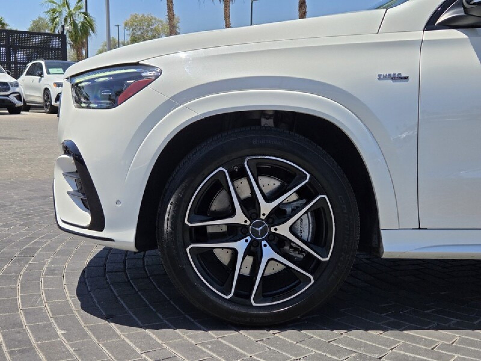 Certified Used 2024 MANUFAKTUR Diamond White Metallic Mercedes-Benz AMG® GLE 53 image 12
