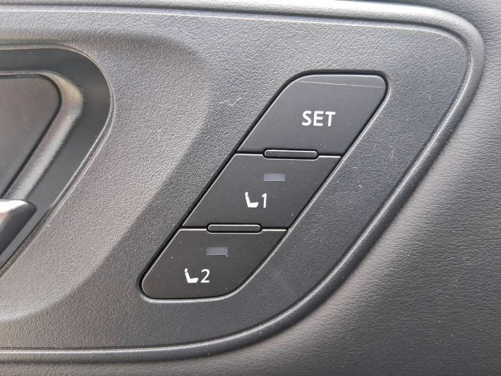 Used 2026 Gray Nissan Rock Creek image 10