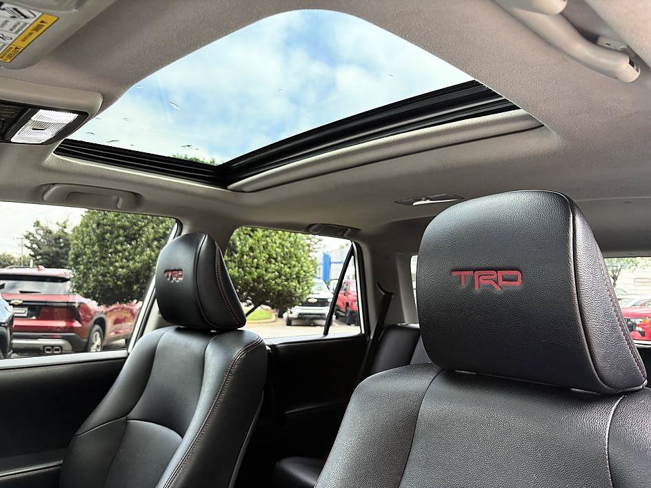 Used 2018 Super White Toyota TRD Off Road Premium image 18