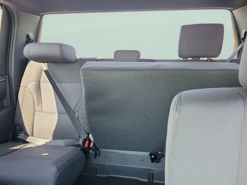 2026 Toyota Tundra SR5 - Photo 13