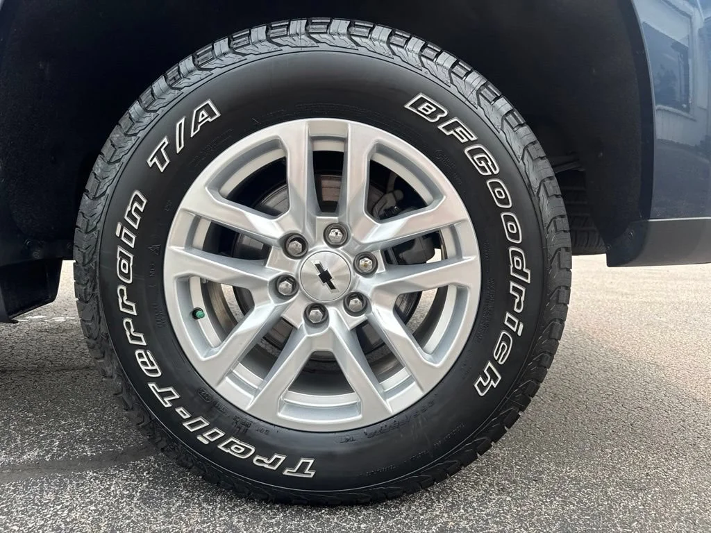 Used 2020 Northsky Blue Metallic Chevrolet RST image 11