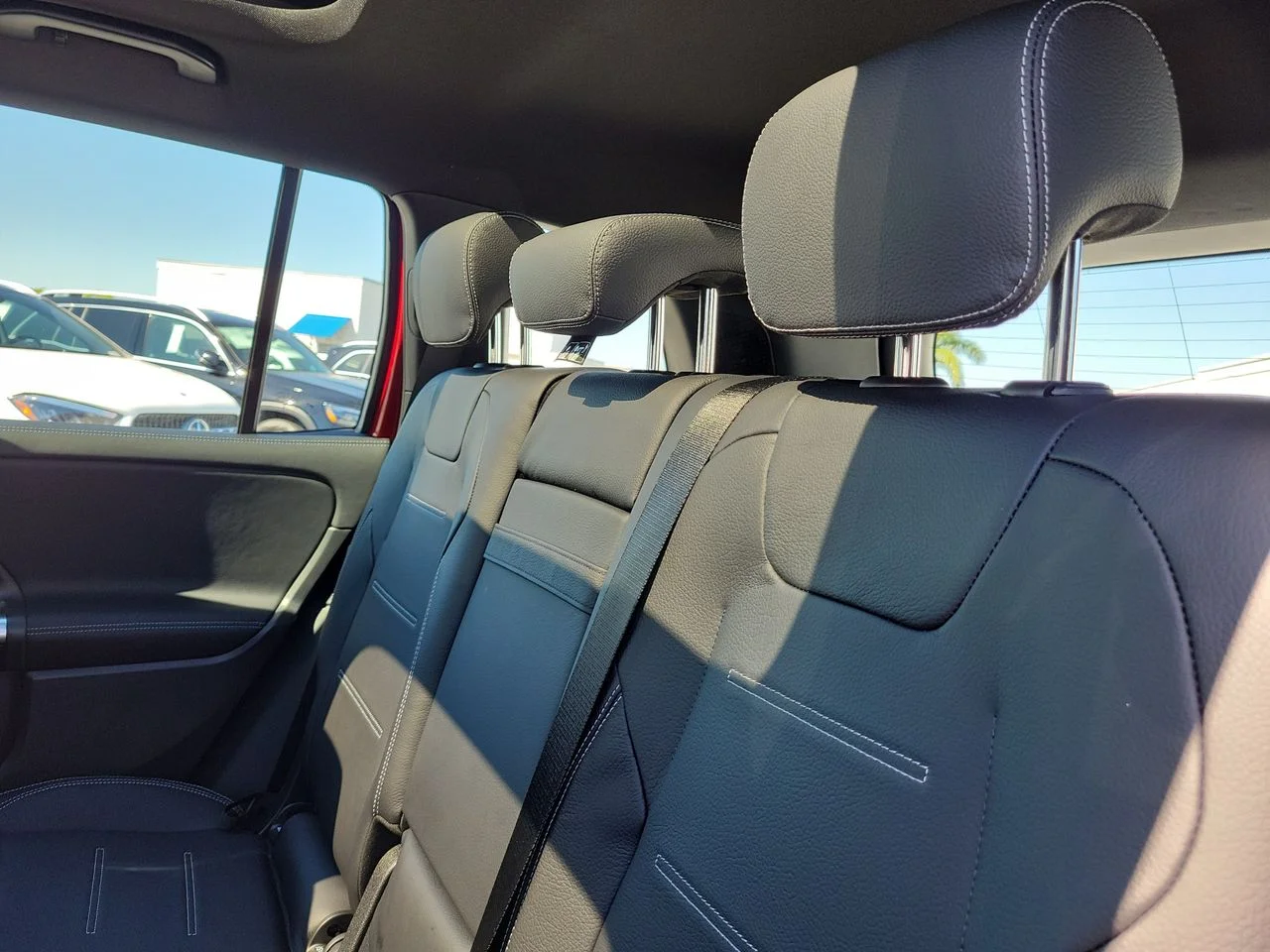 New 2026 MANUFAKTUR Patagonia Red Metallic Mercedes-Benz AMG® GLB 35 4MATIC® SUV image 11