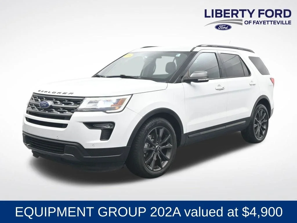 Used 2018 White Ford XLT image 1