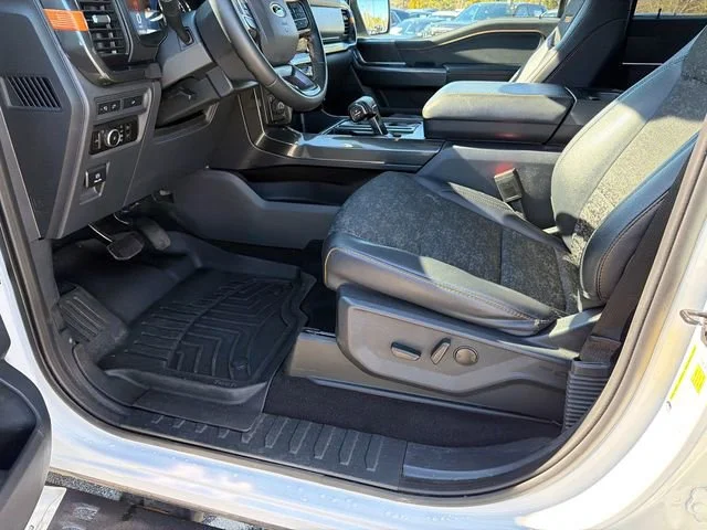 Used 2023 White Ford Tremor image 9