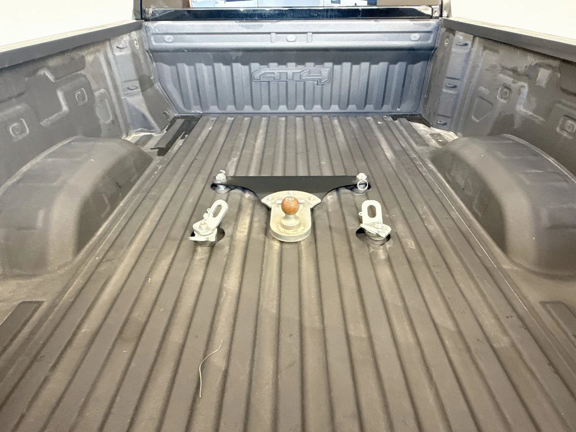 Used 2024 Onyx Black GMC AT4 image 28