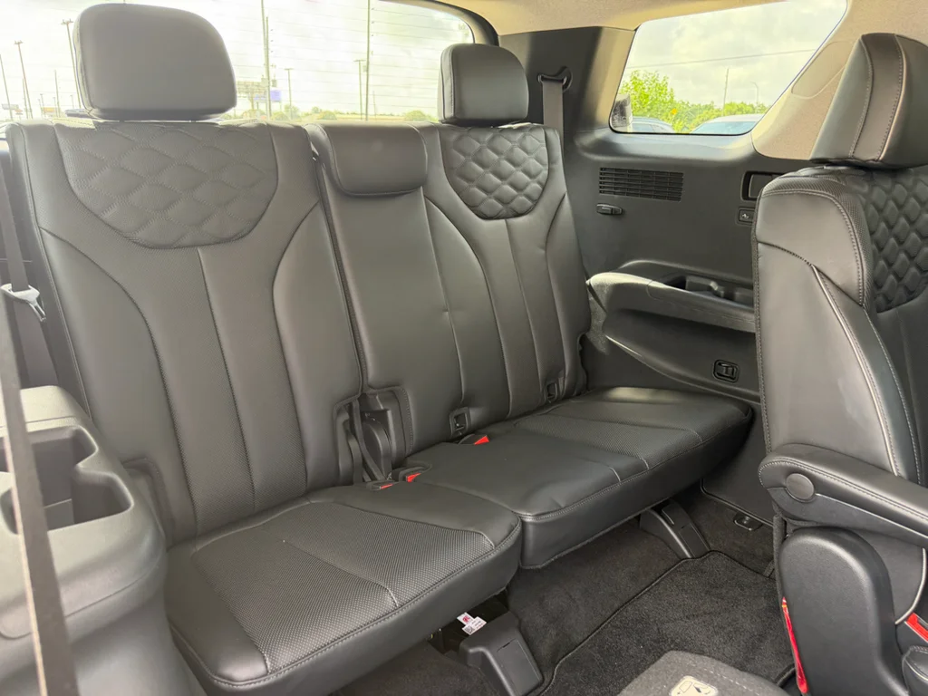 Used 2021 Becketts Black Hyundai Limited image 26