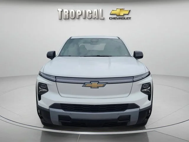 New 2026 Summit White Chevrolet LT - Extended Range image 8