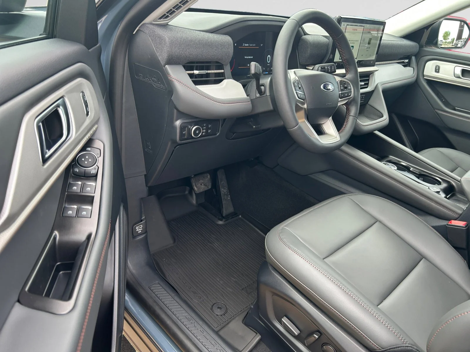New 2026 Vapour Blue Metallic Ford Active w/200A Pkg image 13