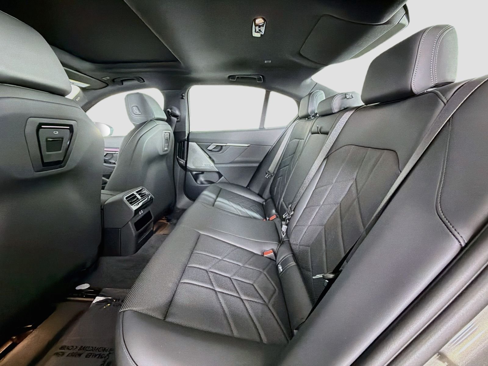 New 2027 Oxide Grey Metallic BMW 530i image 26