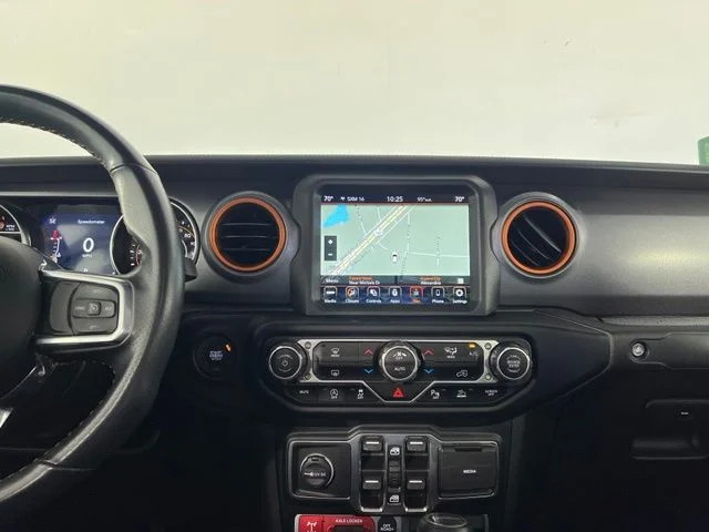 Used 2023 White Jeep Mojave image 24