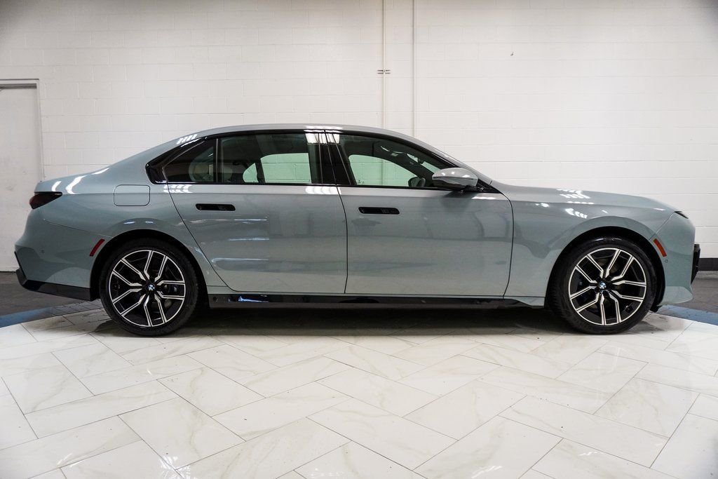 Used 2023 Gray BMW 760i xDrive image 42