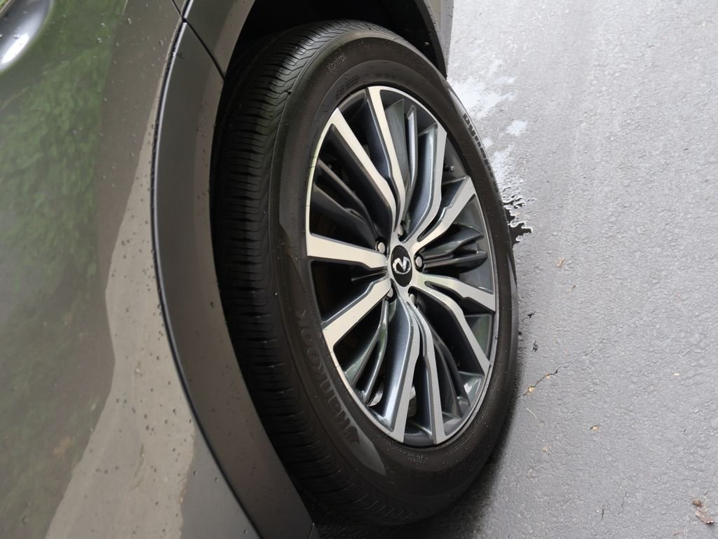 Used 2025 Graphite Shadow INFINITI Sensory image 42