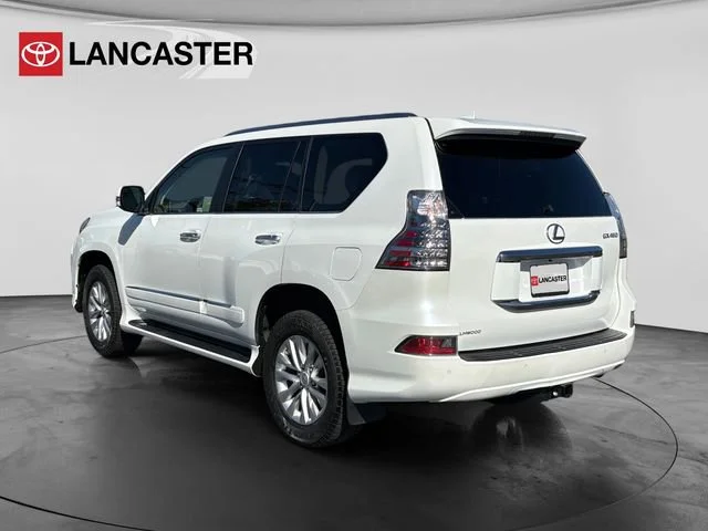 Used 2018 White Lexus GX 460 image 5