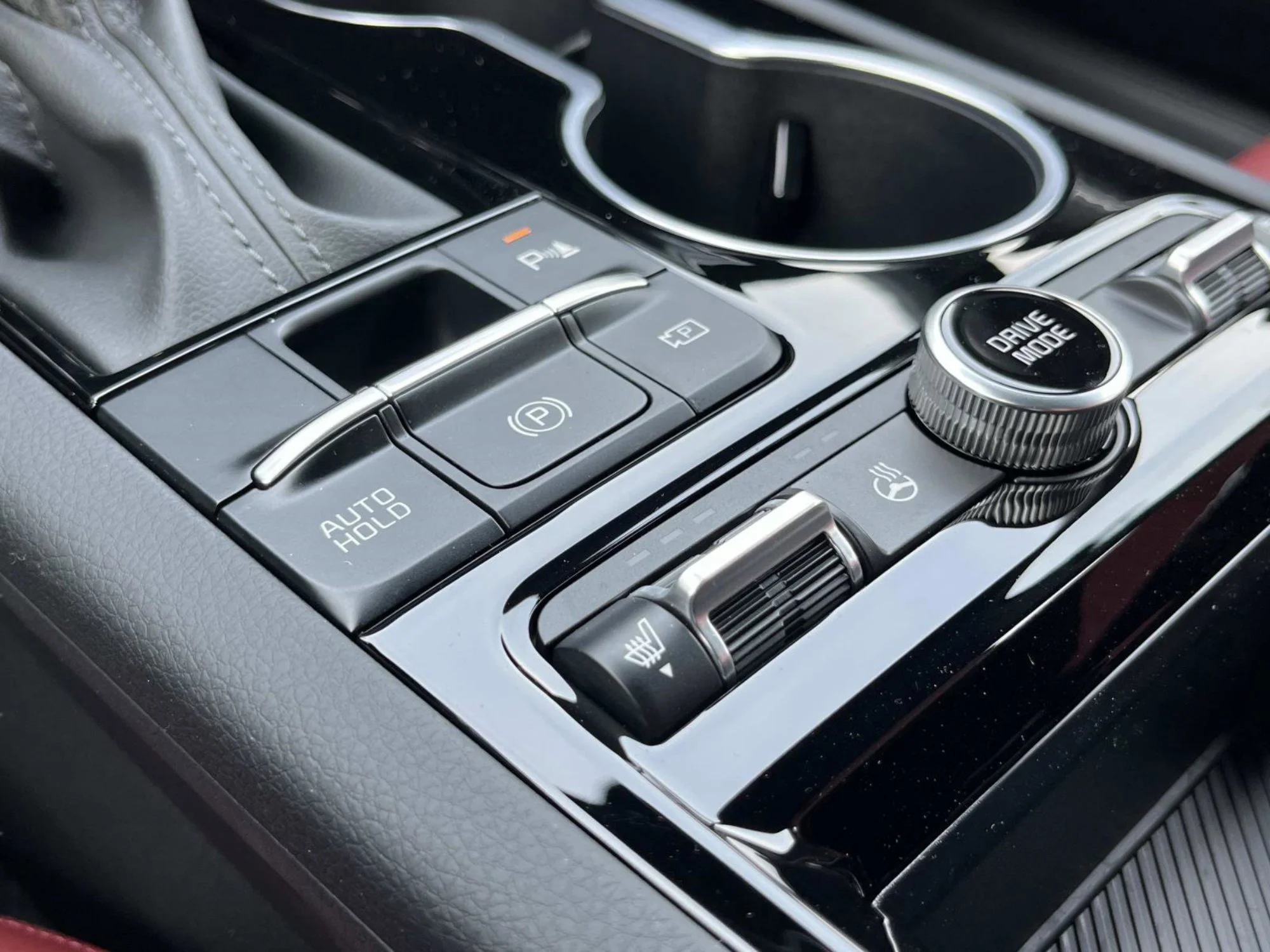 New 2026 Wolf Gray Kia GT-Line image 32