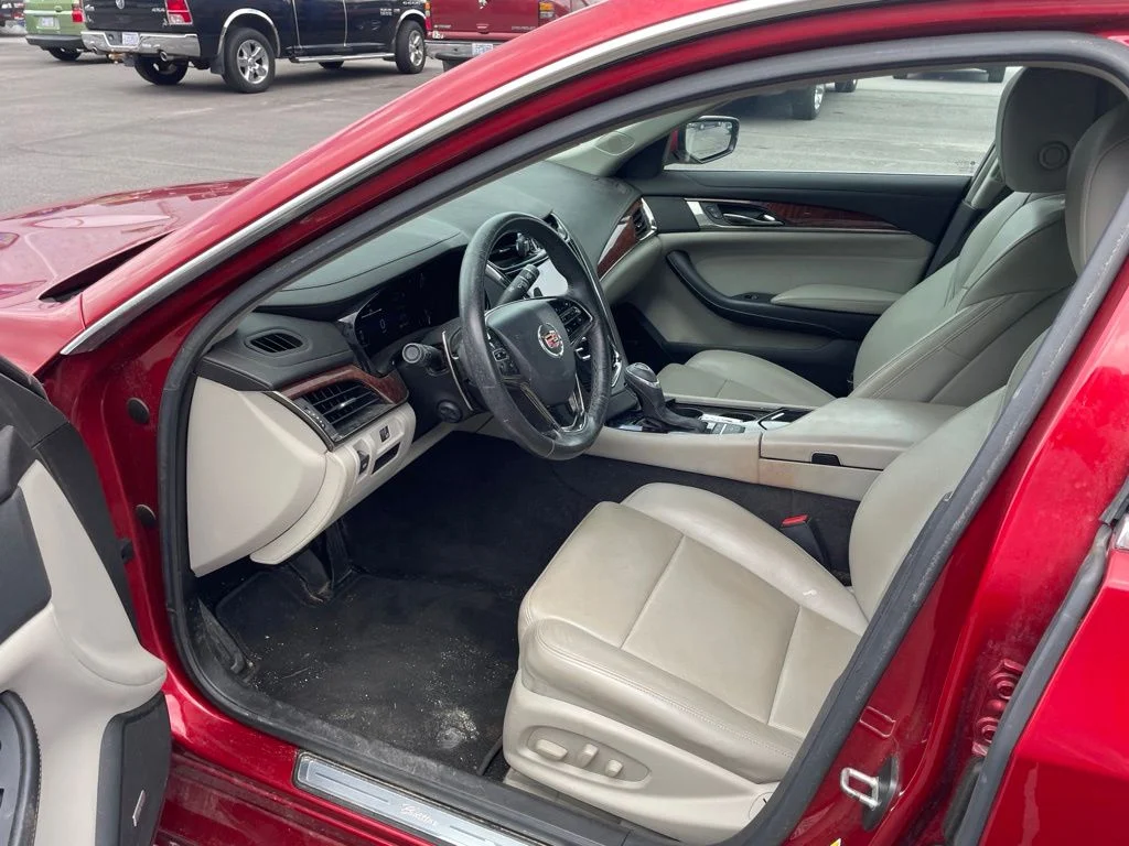 Used 2014 Red Cadillac 3.6L Luxury image 9