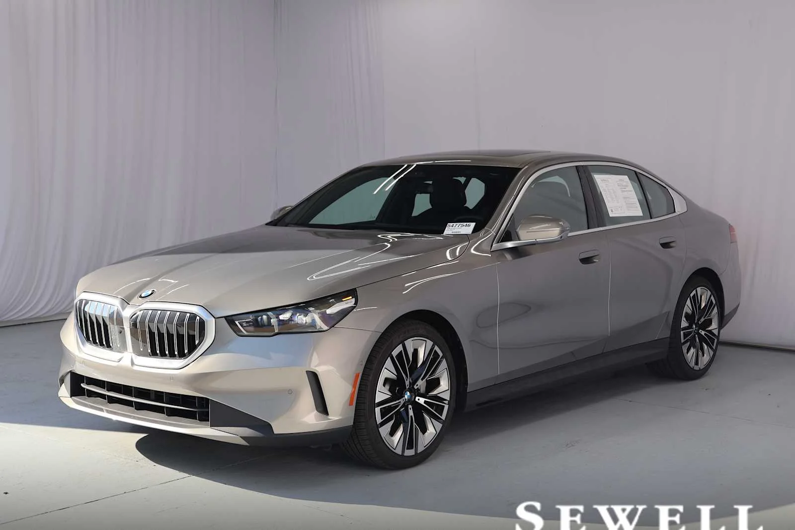 2026 BMW 530i 530i