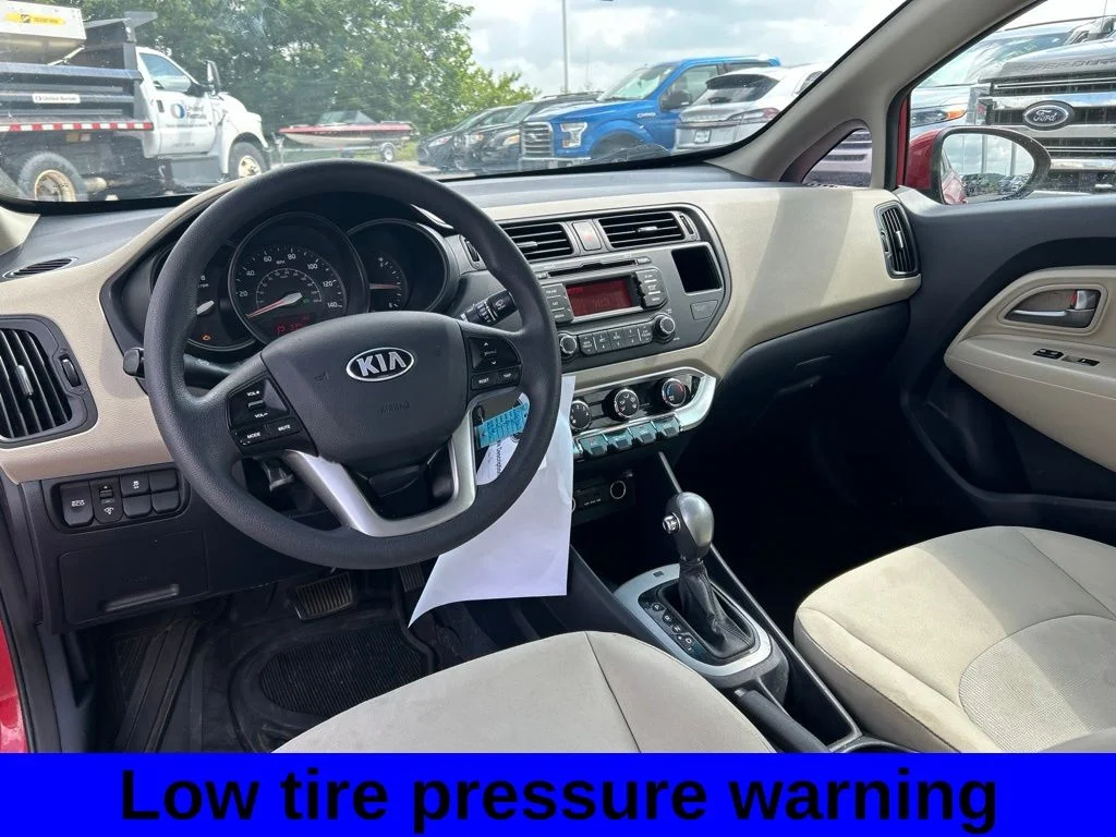 Used 2013 Signal Red Kia LX image 11